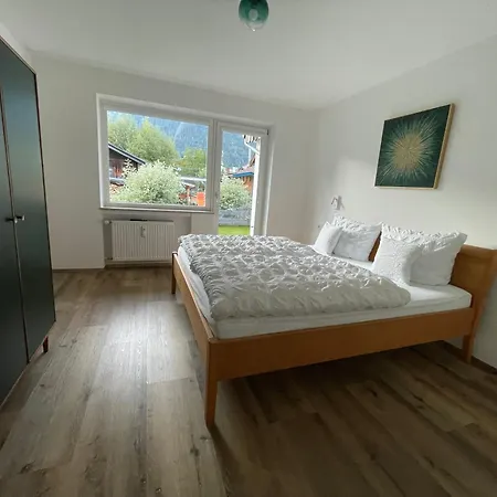 Apartment Ferienwohnung Mit Terrasse Und Garten Mit Blick Zum Karwendelgebirge